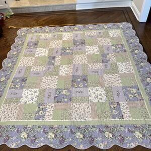 Vintage Quilt Multicolor Hand Pieced Stars White Cotton Handmade 1970 Queen